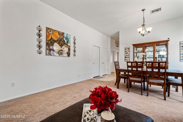 10613 S Miramar Canyon Pass, Vail, AZ 85641