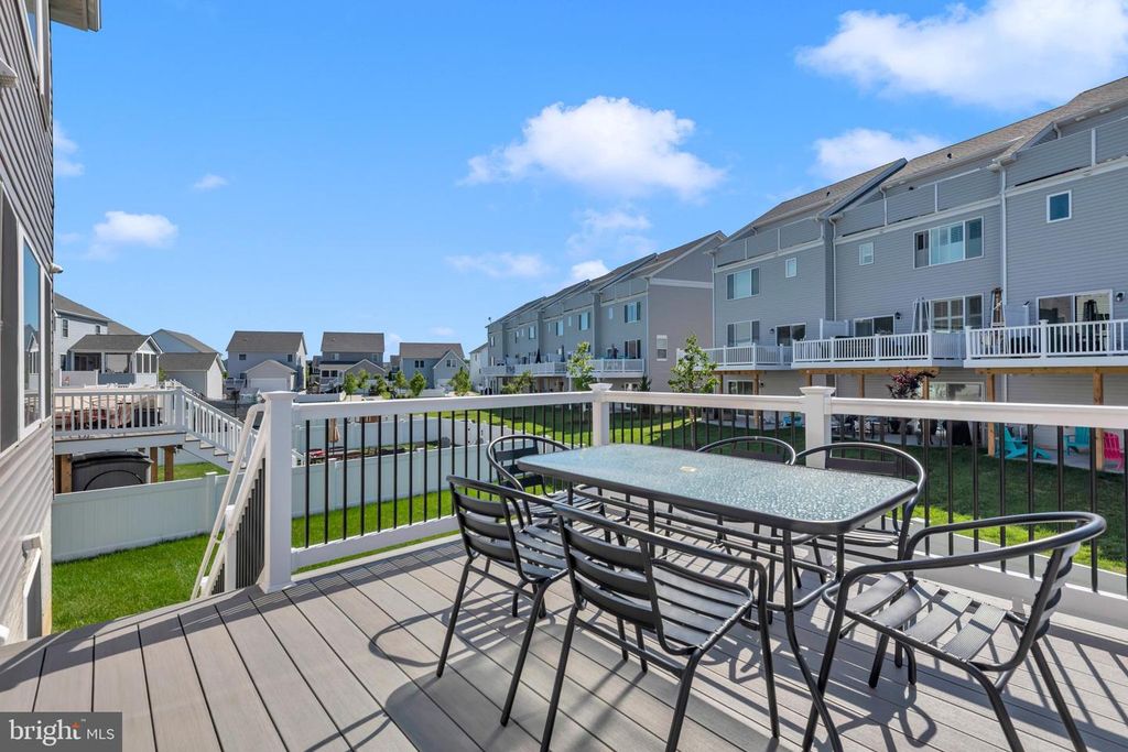 Image 18 of property listing at 335 ANNA CAROL DR, Stevensville, MD 21666
