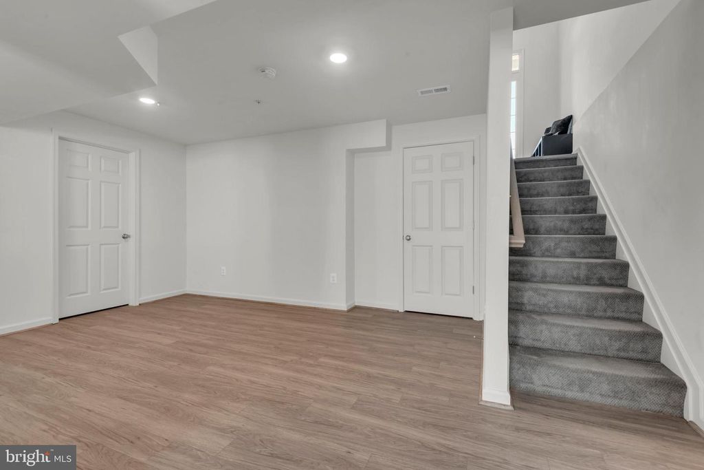 Image 38 of property listing at 335 ANNA CAROL DR, Stevensville, MD 21666