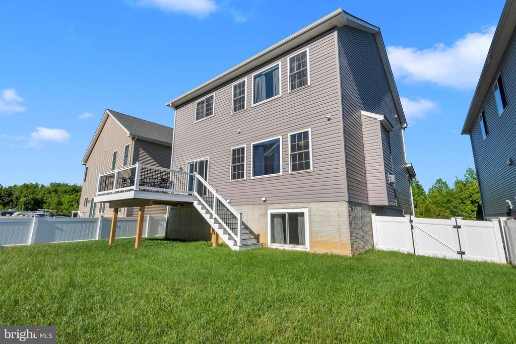 Image 46 of property listing at 335 ANNA CAROL DR, Stevensville, MD 21666