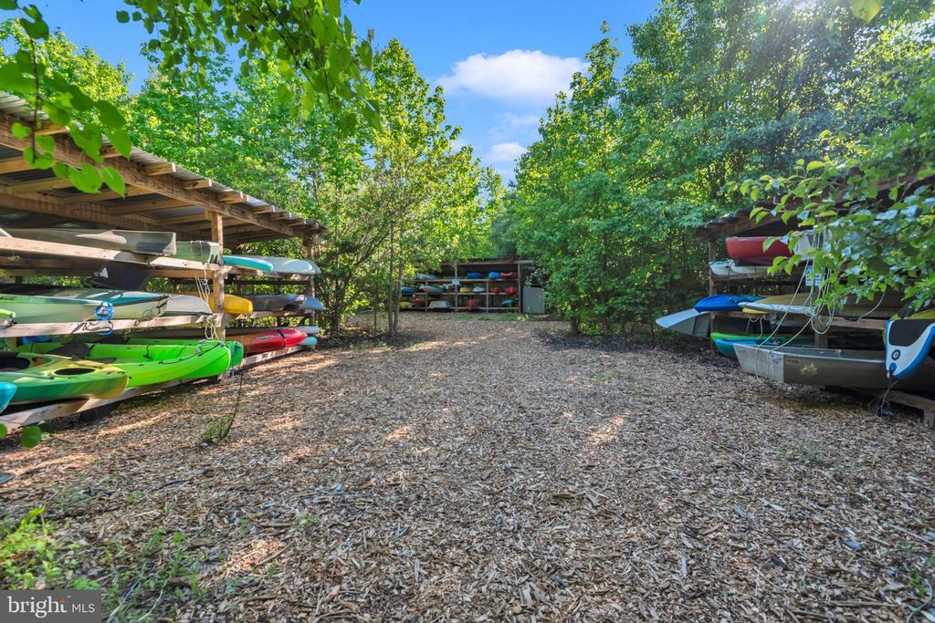 Image 54 of property listing at 335 ANNA CAROL DR, Stevensville, MD 21666