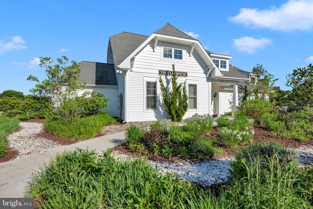 Image 60 of property listing at 335 ANNA CAROL DR, Stevensville, MD 21666