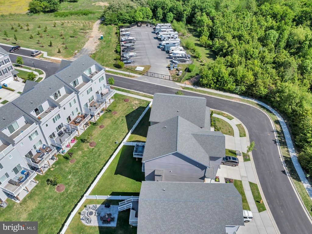 Image 65 of property listing at 335 ANNA CAROL DR, Stevensville, MD 21666
