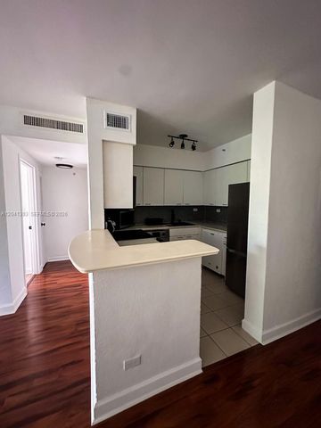 1500 Bay Rd 264S, Miami Beach, FL 33139