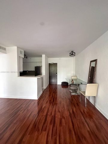 1500 Bay Rd 264S, Miami Beach, FL 33139