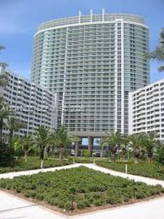 1500 Bay Rd 264S, Miami Beach, FL 33139