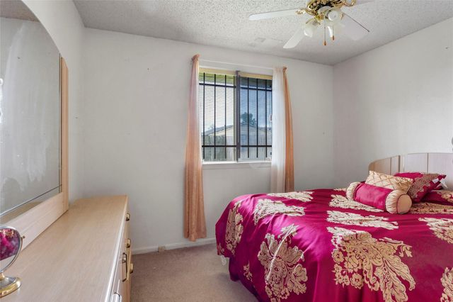 7023 Maczali Drive, Houston, TX 77489