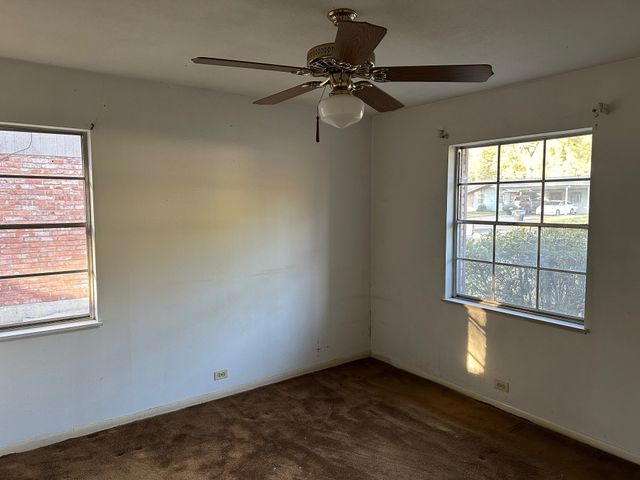 1143 Southland Park Drive, Shreveport, LA 71118