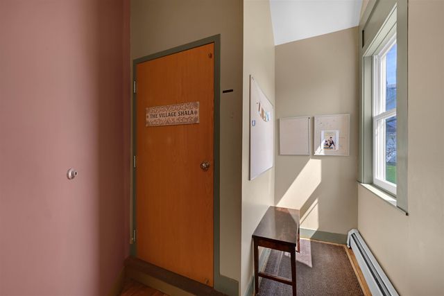 14 School Street, Bristol, VT 05443