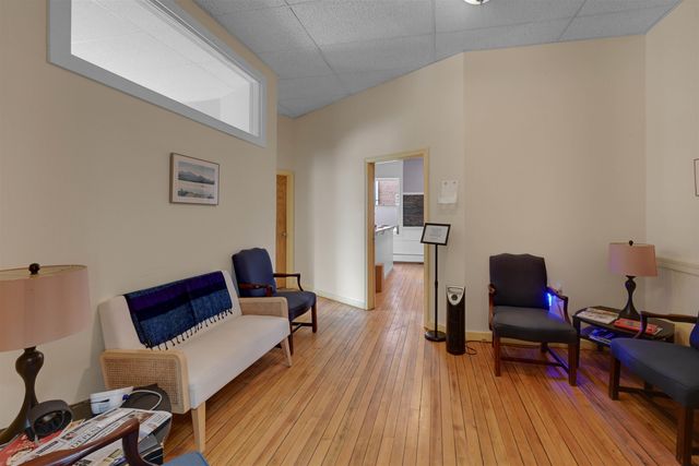 14 School Street, Bristol, VT 05443