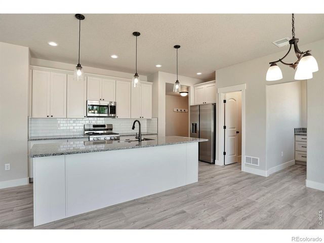 9050 Harlequin Circle, Frederick, CO 80504