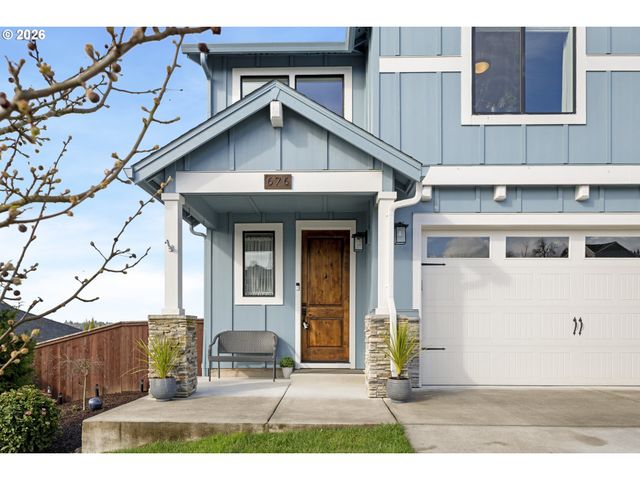 676 E WHITE OAK Ave, La Center, WA 98629