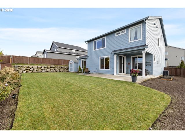 676 E WHITE OAK Ave, La Center, WA 98629