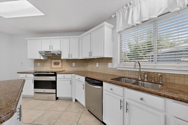 4172 Jenny Lake Trail, Fort Worth, TX 76244