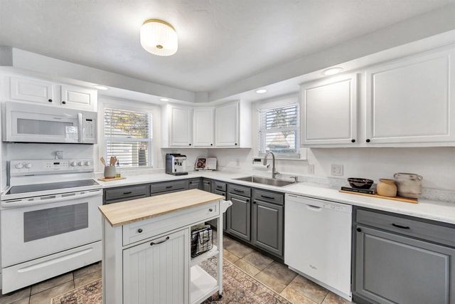 663 CHESTNUT STREET, Neenah, WI 54956