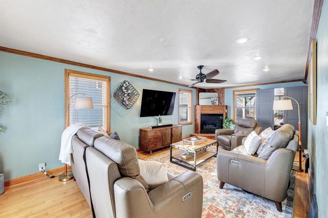 663 CHESTNUT STREET, Neenah, WI 54956