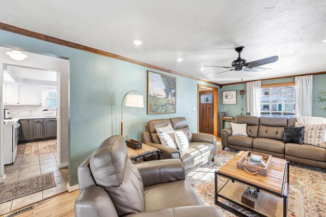 663 CHESTNUT STREET, Neenah, WI 54956