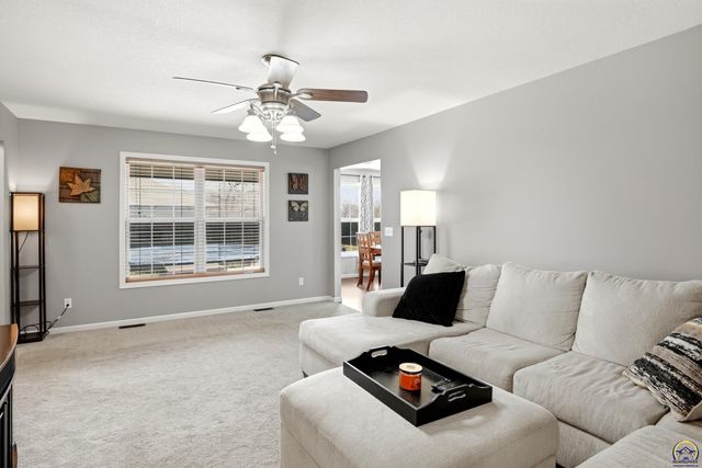 3832 NW Cherry Creek DR, Topeka, KS 66618