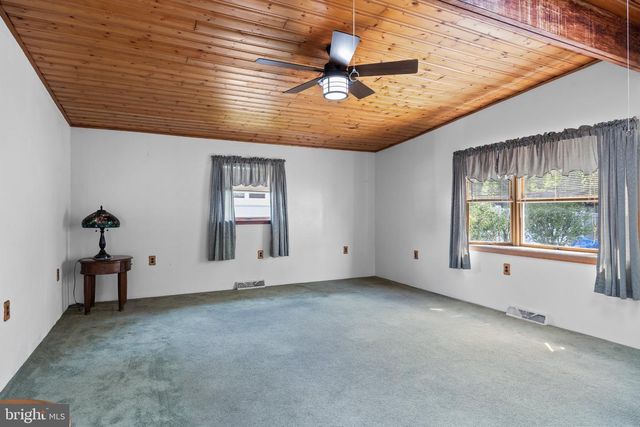 51 NASSAU RD, Lumberton, NJ 08048