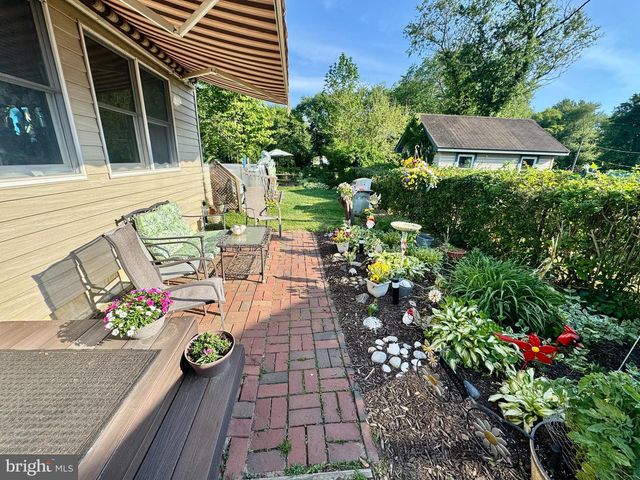51 NASSAU RD, Lumberton, NJ 08048