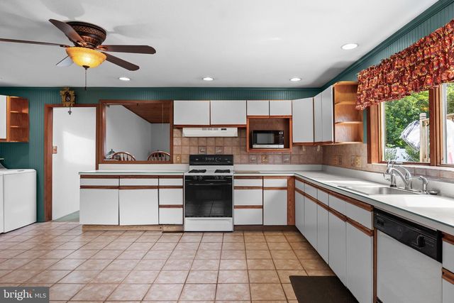 51 NASSAU RD, Lumberton, NJ 08048