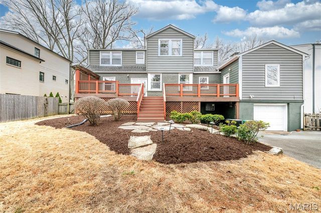 8161 Stratford Drive, St Louis, MO 63105