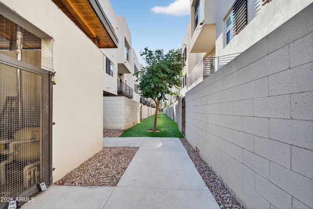 6850 E MCDOWELL Road 68, Scottsdale, AZ 85257