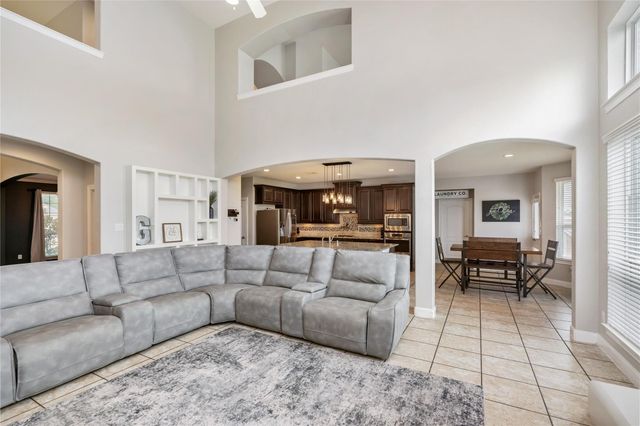 15311 Icet Creek Avenue, Mont Belvieu, TX 77523