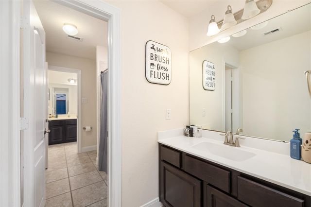 15311 Icet Creek Avenue, Mont Belvieu, TX 77523