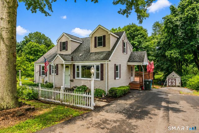 48 Peter Parley Row, Berlin, CT 06037