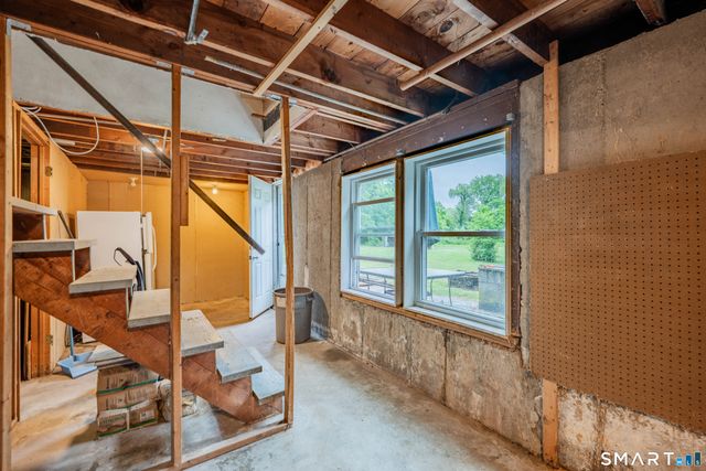 48 Peter Parley Row, Berlin, CT 06037