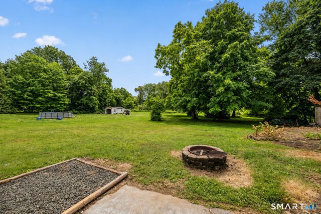 48 Peter Parley Row, Berlin, CT 06037