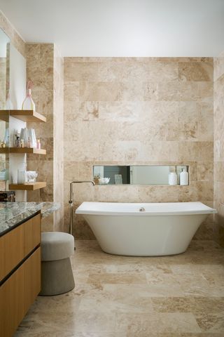 363 E Wacker Drive 6106, Chicago, IL 60601