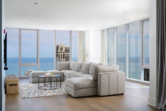 363 E Wacker Drive 6106, Chicago, IL 60601