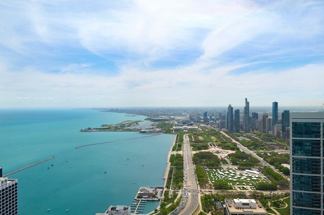 363 E Wacker Drive 6106, Chicago, IL 60601