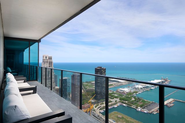 363 E Wacker Drive 6106, Chicago, IL 60601