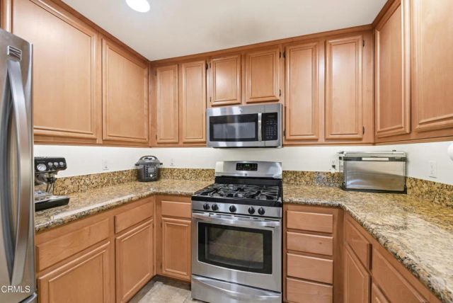 243 Riverdale Court 413, Camarillo, CA 93012