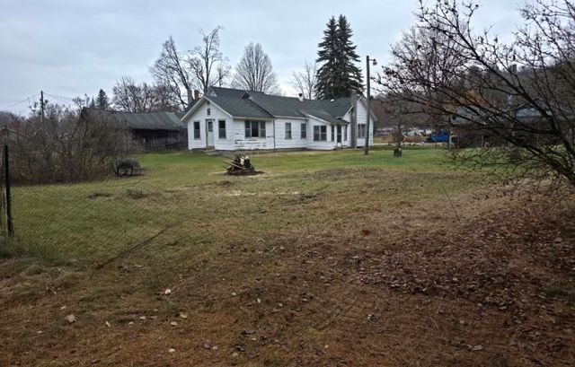 4132 Main, Paradise Twp, MI 49649