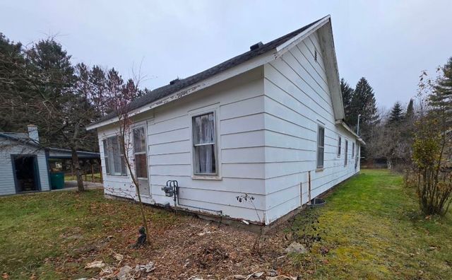 4132 Main, Paradise Twp, MI 49649