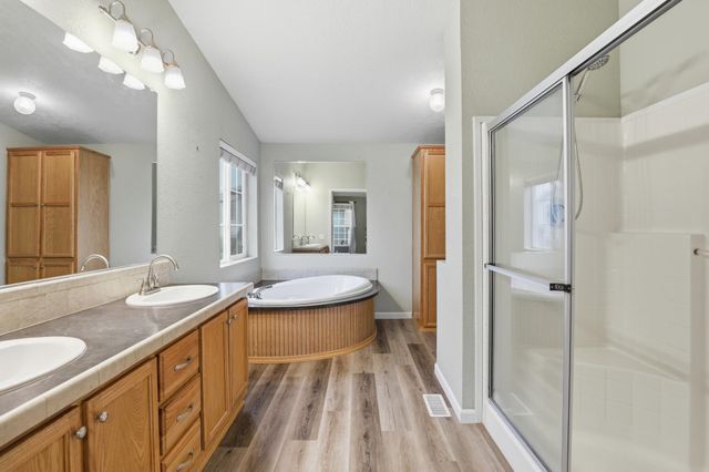 11303 E Jackson Ave, Spokane, WA 99206