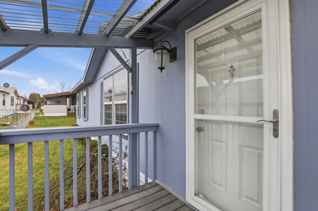 11303 E Jackson Ave, Spokane, WA 99206