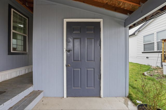 11303 E Jackson Ave, Spokane, WA 99206