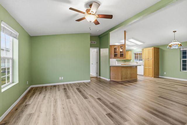 11303 E Jackson Ave, Spokane, WA 99206