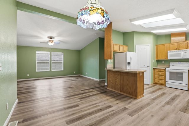 11303 E Jackson Ave, Spokane, WA 99206