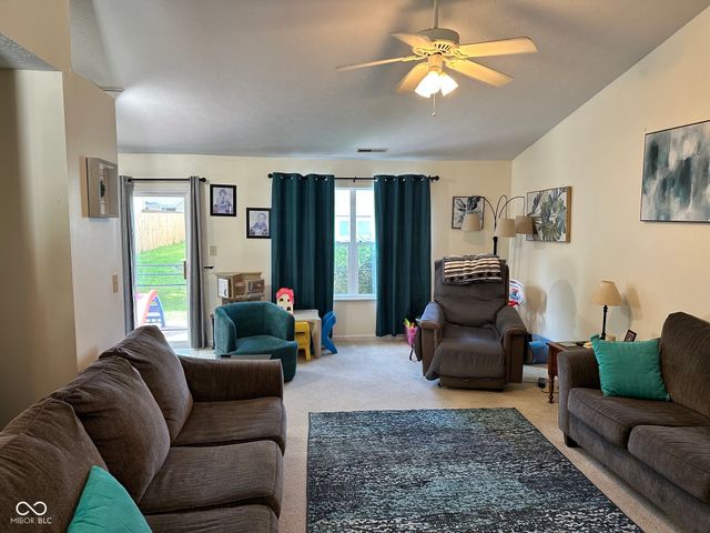 721 Chestnut Lane, Brownsburg, IN 46112