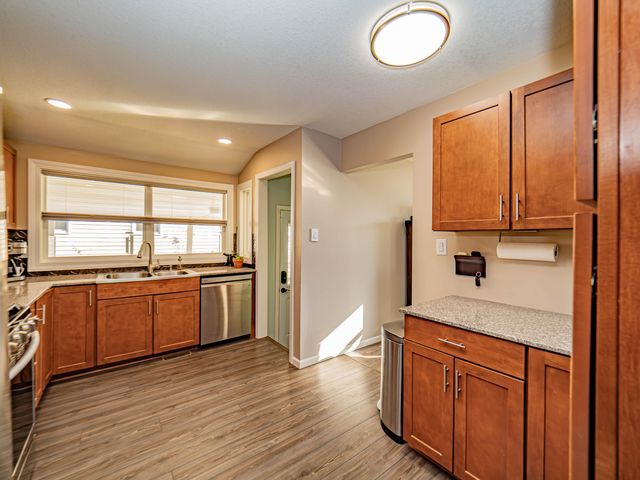 501 W LONGVIEW ST, Moberly, MO 65270