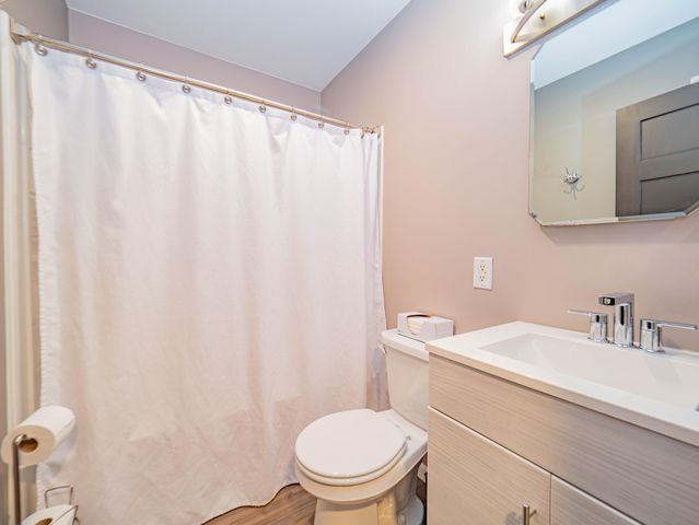 501 W LONGVIEW ST, Moberly, MO 65270