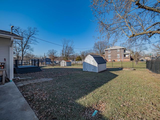 501 W LONGVIEW ST, Moberly, MO 65270