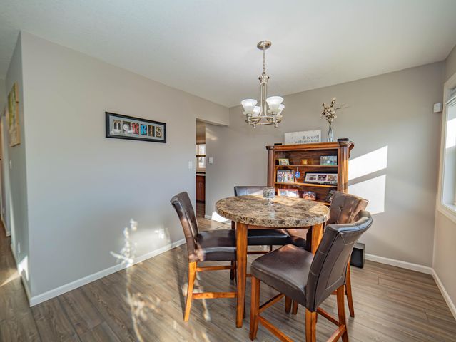 501 W LONGVIEW ST, Moberly, MO 65270