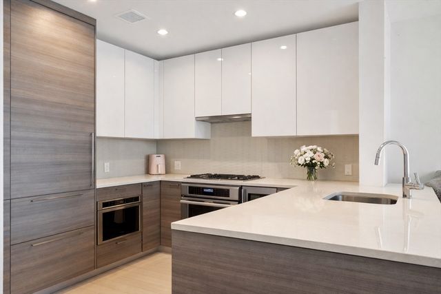 1 Franklin St 1602, Boston, MA 02110